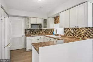 108 Mayfair Ln, Mount Laurel, NJ 08054 - Photo 8