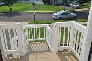 323 Pigott Dr, Florence, NJ 08518 - Photo 4