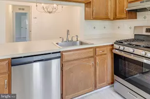 5711 Adelaide Dr, Mount Laurel, NJ 08054 - Photo 8