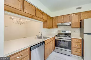 5711 Adelaide Dr, Mount Laurel, NJ 08054 - Photo 6