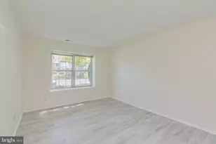 5711 Adelaide Dr, Mount Laurel, NJ 08054 - Photo 18