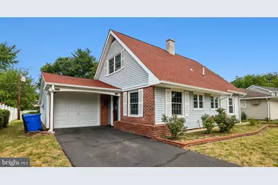 55 Belhurst Lane, Willingboro, NJ 08046 - Photo 2