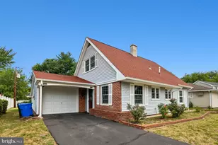 55 Belhurst Ln, Willingboro, NJ 08046 - Photo 2