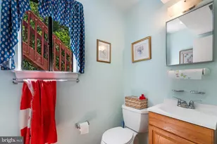 19 Gloucester Ct, Mount Holly, NJ 08060 - Photo 10