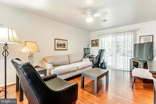 73 Huntington Dr, Southampton, NJ 08088 - Photo 10