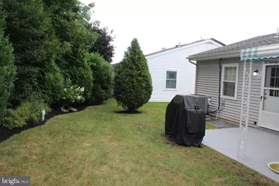 73 Huntington Drive, Southampton, NJ 08088 - Photo 6