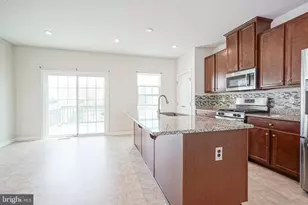 157 Star Dr, Mount Holly, NJ 08060 - Photo 6