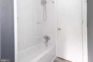 313 S Fairview St, Riverside, NJ 08075 - Photo 4