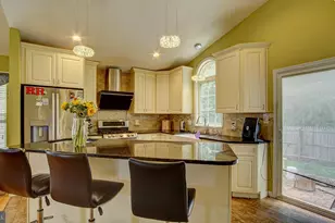 24 Foxchase Dr, Burlington, NJ 08016 - Photo 14