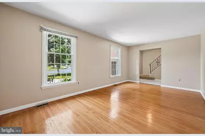 649 Cornwallis Drive, Mount Laurel, NJ 08054 - Photo 6