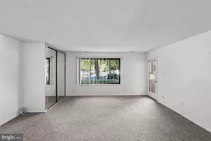 2405 Durham Ct, Mount Laurel, NJ 08054 - Photo 6