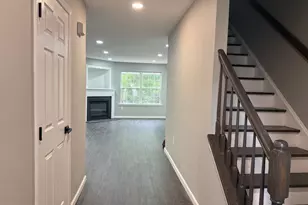 47 Tattersall Dr, Burlington, NJ 08016 - Photo 2