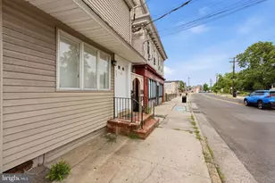93 Washington St, Mount Holly, NJ 08060 - Photo 2
