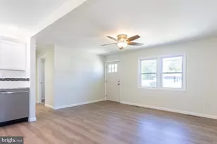 507 Berkeley Dr, Browns Mills, NJ 08015 - Photo 8