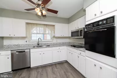 809 Charleston Road, Mount Laurel, NJ 08054 - Photo 16