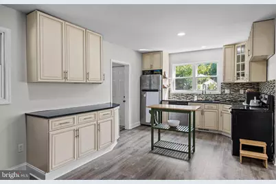 16 Oregon Avenue, Mount Laurel, NJ 08054 - Photo 8