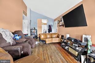 709 Smith Ln, Mount Holly, NJ 08060 - Photo 2