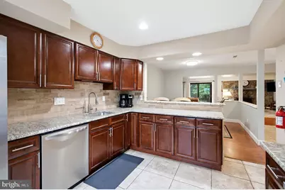 87 Five Crown Royal, Marlton, NJ 08053 - Photo 6