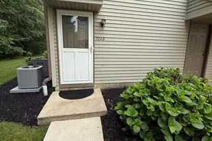 704 Harwood Ct, Mount Laurel, NJ 08054 - Photo 2