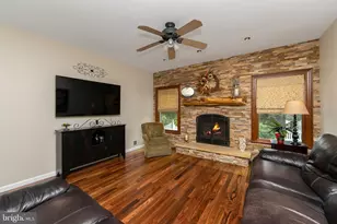 101 Handler Dr, Burlington Township, NJ 08016 - Photo 18
