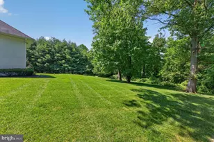 415 Bridgeboro Rd, Moorestown, NJ 08057 - Photo 90