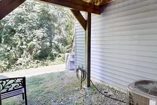 60 River Ln, Delanco, NJ 08075 - Photo 28