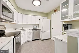 10 W Bluebell Ln, Mount Laurel, NJ 08054 - Photo 12