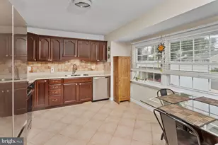 16 Landon Dr, Bordentown, NJ 08505 - Photo 8