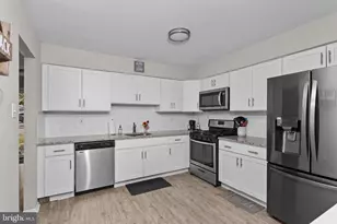 7 Fairfax Ct, Bordentown, NJ 08505 - Photo 12
