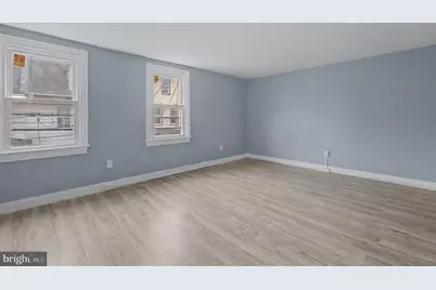 411 Lawrence Street, Burlington, NJ 08016 - Photo 18