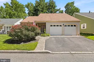 9 Stonybrook Ct, Medford, NJ 08055 - Photo 1