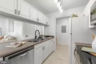903 Lindsey Ct, Marlton, NJ 08053 - Photo 14