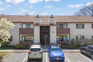 903 Lindsey Ct, Marlton, NJ 08053 - Photo 2