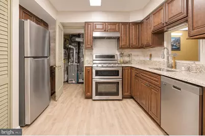 114 Burnam Wood Court, Mount Laurel, NJ 08054 - Photo 18
