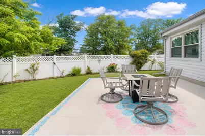 114 Burnam Wood Court, Mount Laurel, NJ 08054 - Photo 4
