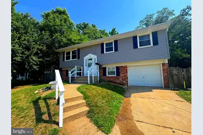 25 Walnut Drive, Burlington Township, NJ 08016 - Photo 2