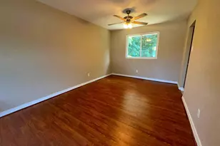 25 Walnut Dr, Burlington Township, NJ 08016 - Photo 14