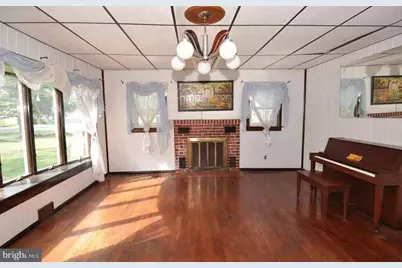 2091 Old York Road, Burlington, NJ 08016 - Photo 2