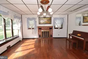 2091 Old York Rd, Burlington, NJ 08016 - Photo 2