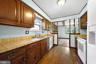5 Westwood Ct, Medford, NJ 08055 - Photo 8
