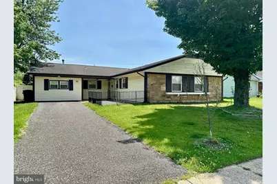 77 Elderberry Lane, Willingboro, NJ 08046 - Photo 2