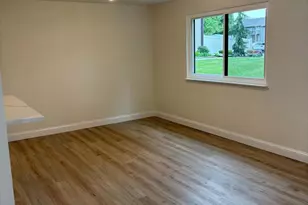 115 E Kings Hwy, Maple Shade, NJ 08052 - Photo 8