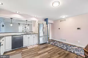 35 Indian Queen Ln, Maple Shade, NJ 08052 - Photo 14