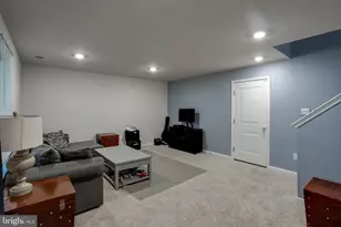 104 Levis Dr, Mount Holly, NJ 08060 - Photo 6