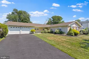 22 Torrington Ln, Willingboro, NJ 08046 - Photo 10