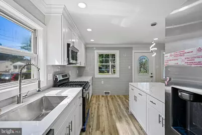 323 Crawford Avenue, Maple Shade, NJ 08052 - Photo 12