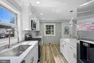 323 Crawford Ave, Maple Shade, NJ 08052 - Photo 12