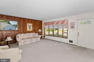 8 Hunt Rd, Bordentown, NJ 08505 - Photo 4