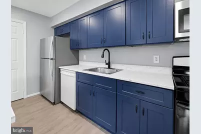 112 Stacy Court, Burlington, NJ 08016 - Photo 8