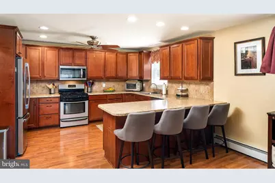 1043 Hornberger Avenue, Florence, NJ 08554 - Photo 6
